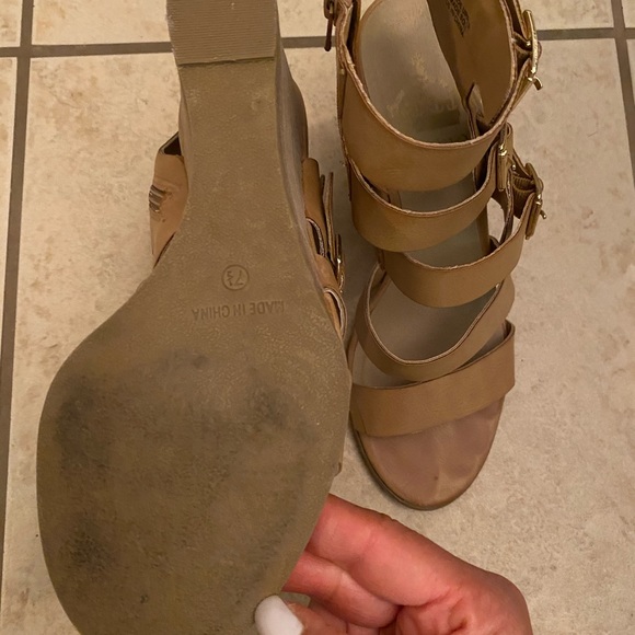 Crown Vintage  wedges - Picture 2 of 6